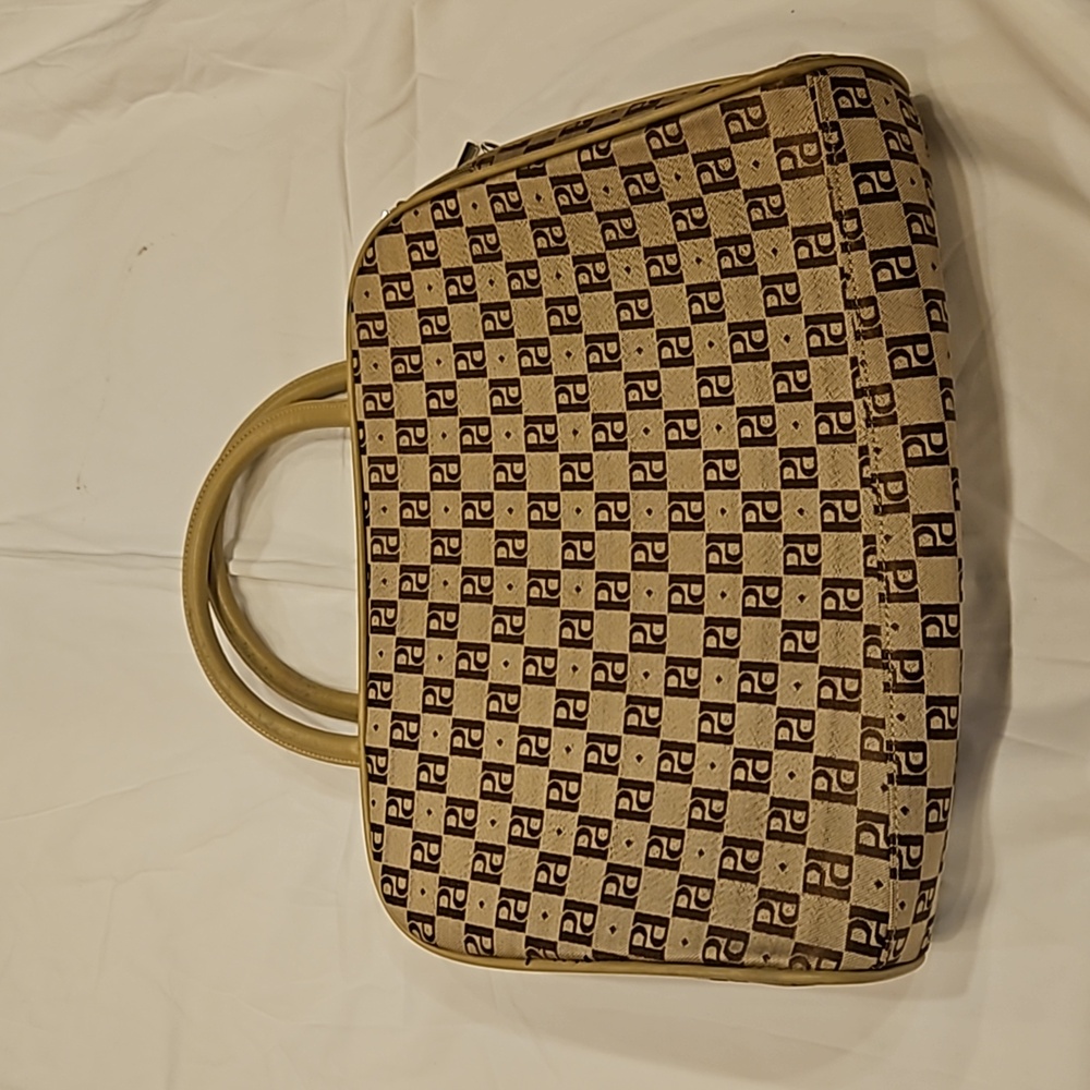 PD fabric purse with 3 zipper spaces